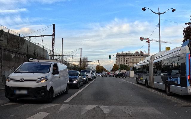 Vue depuis la rue — Déchetterie Mobile de Villeneuve-Saint-Georges
