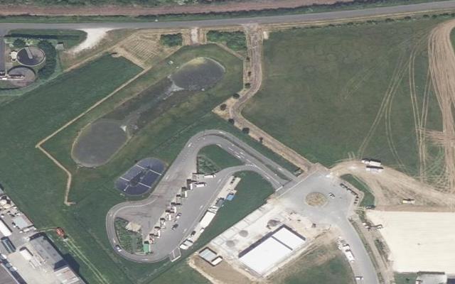 Vue aérienne — Déchetterie Ouzouer-sous-Bellegarde