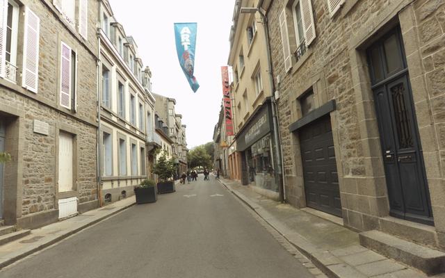 Vue depuis la rue — Comptoir du Recyclage