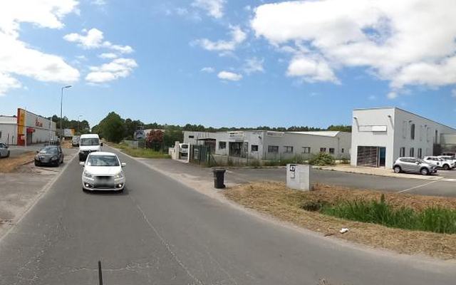 Vue depuis la rue — Déchetterie d'Arès