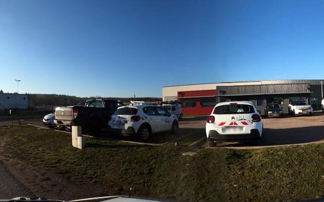 Vue depuis la rue — Déchetterie de Thaon-les-Vosges