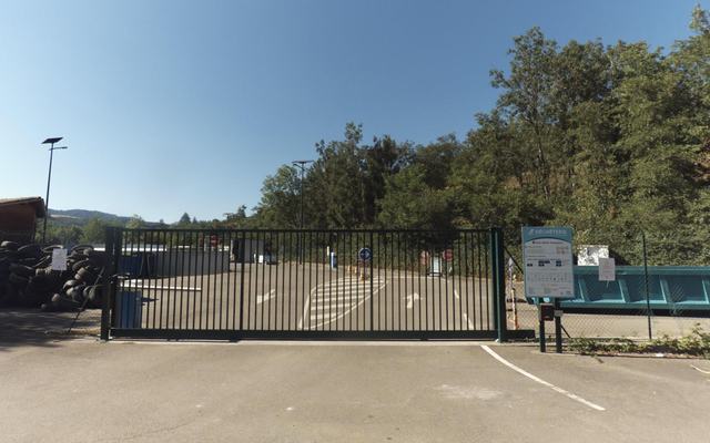 Vue depuis la rue — Déchetterie Saint-Nizier-d'Azergues