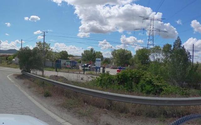 Vue depuis la rue — Déchetterie de Peyrolles-en-Provence Ct2
