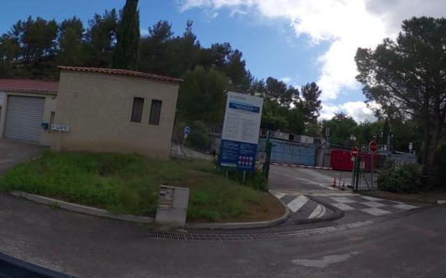 Vue depuis la rue — Déchetterie de Saint-Paul-lès-Durance Ct2