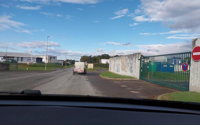 Vue depuis la rue — Déchetterie de Serres-Castet