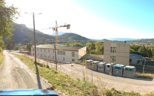 Vue depuis la rue — Déchetterie de Serres
