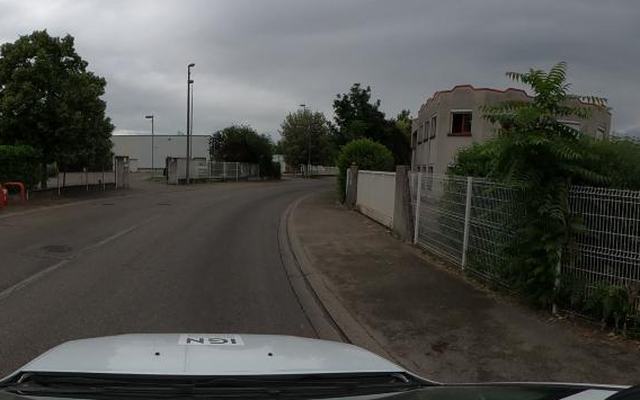 Vue depuis la rue — Déchetterie Vaulx-en-Velin