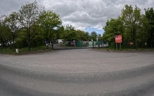 Vue depuis la rue — Déchetterie de St Père