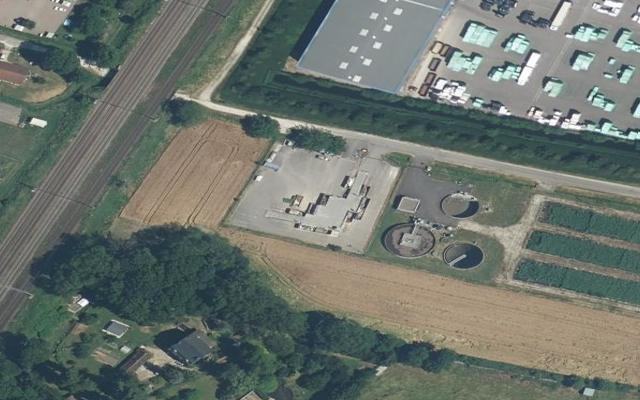 Vue aérienne — Déchetterie de Saint-Julien-du-Sault
