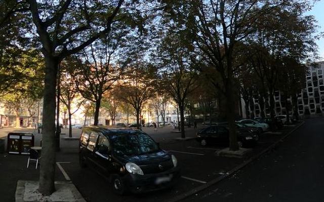Vue depuis la rue — Déchetterie Mobile Saint-Mandé